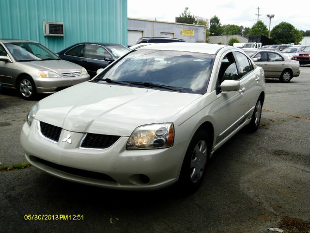 2004 Mitsubishi Galant LW2