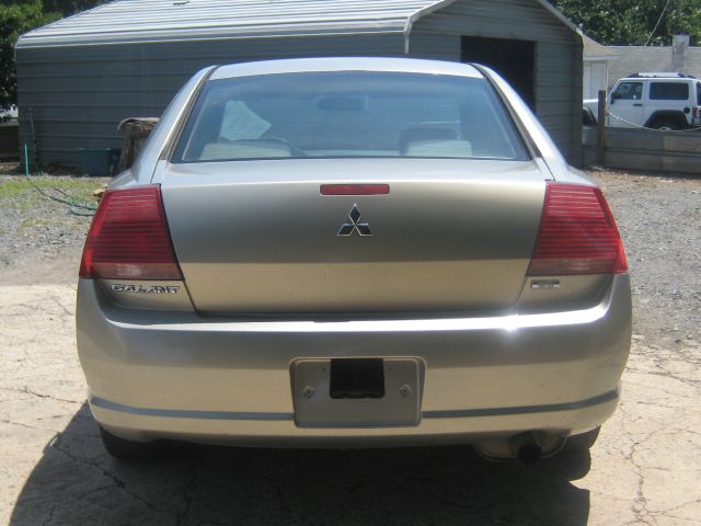 2005 Mitsubishi Galant LW2