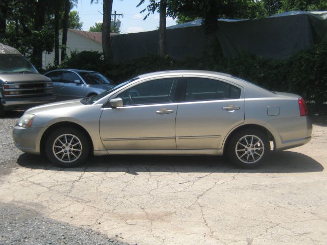 2005 Mitsubishi Galant LW2