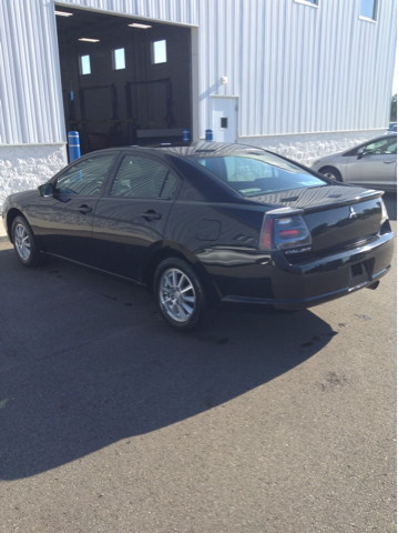 2005 Mitsubishi Galant LW2