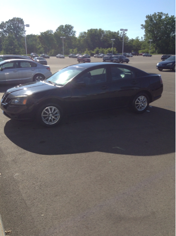 2005 Mitsubishi Galant LW2