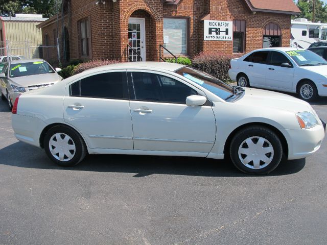 2005 Mitsubishi Galant LW2