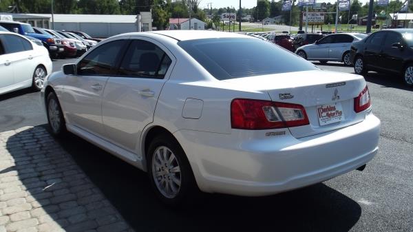 2010 Mitsubishi Galant Unknown