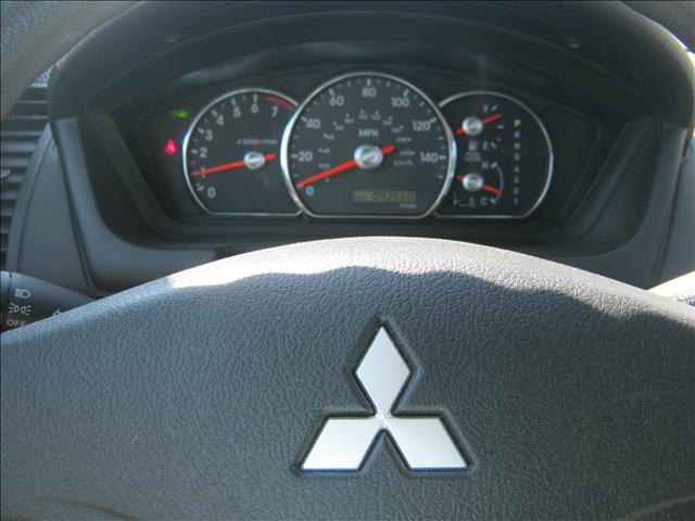 2010 Mitsubishi Galant SE