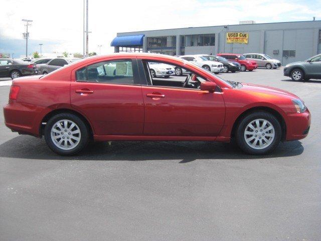 2011 Mitsubishi Galant Super Cab, Lariat