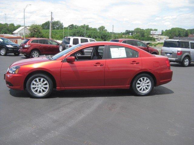 2011 Mitsubishi Galant Super Cab, Lariat