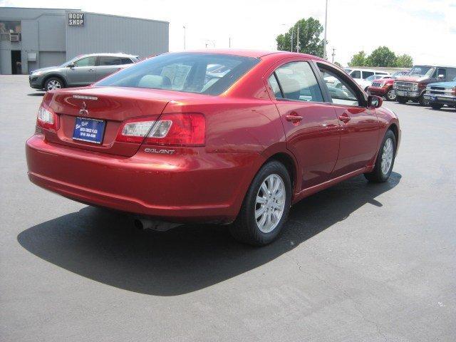 2011 Mitsubishi Galant Super Cab, Lariat