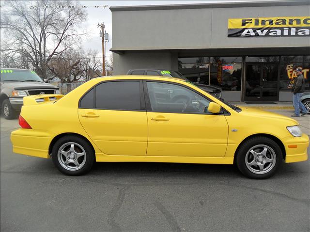 2002 Mitsubishi Lancer SE 4WD AWD SUV