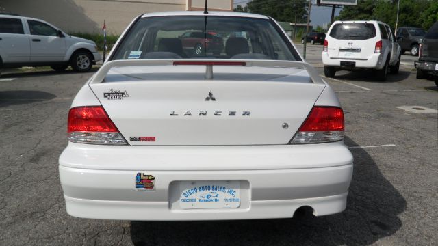 2002 Mitsubishi Lancer LE 2WD 7-pass