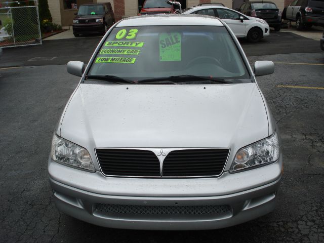 2002 Mitsubishi Lancer LE 2WD 7-pass