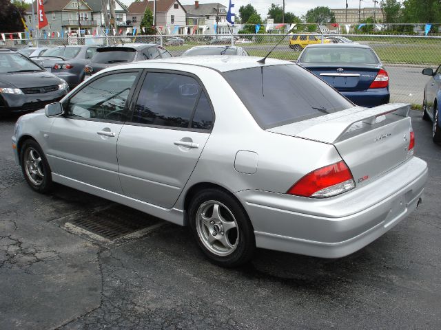 2002 Mitsubishi Lancer LE 2WD 7-pass