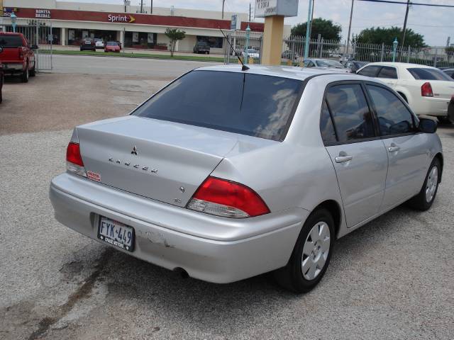 2002 Mitsubishi Lancer LW2