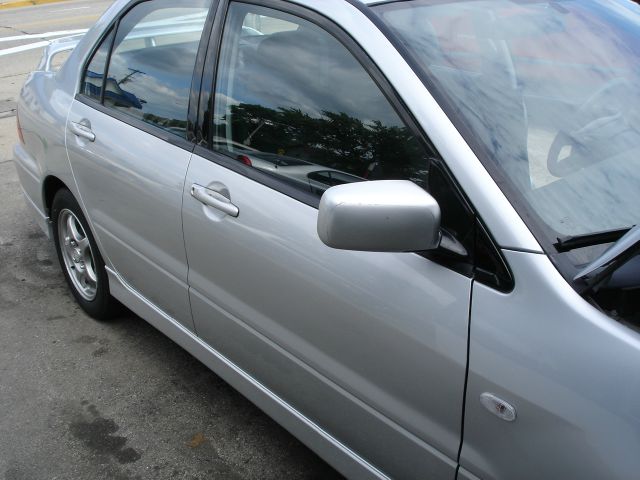 2002 Mitsubishi Lancer LE 2WD 7-pass