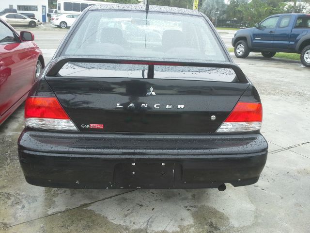 2003 Mitsubishi Lancer LE 2WD 7-pass