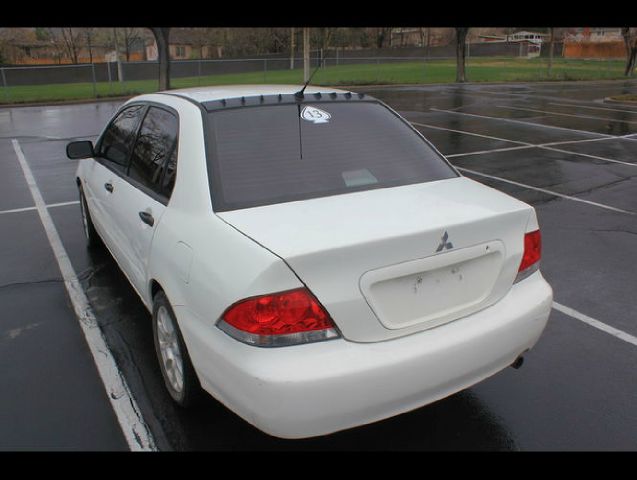 2004 Mitsubishi Lancer LW2