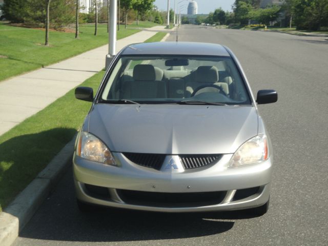 2004 Mitsubishi Lancer LW2