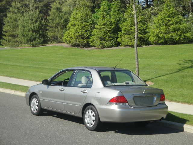 2004 Mitsubishi Lancer LW2