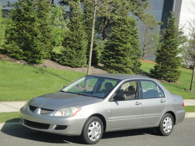 2004 Mitsubishi Lancer LW2