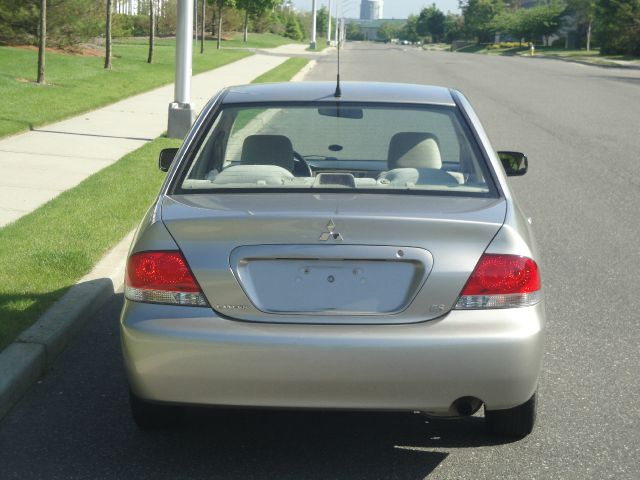 2004 Mitsubishi Lancer LW2