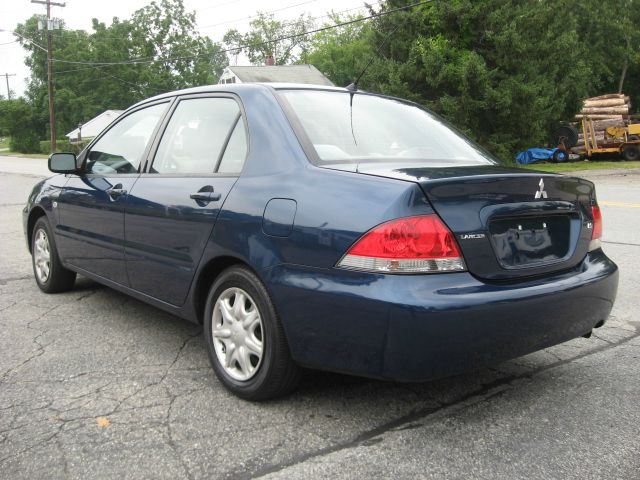 2004 Mitsubishi Lancer LW2