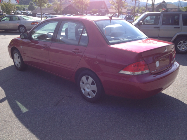 2004 Mitsubishi Lancer LW2