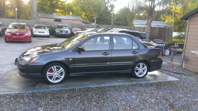 2004 Mitsubishi Lancer SE 4WD AWD SUV