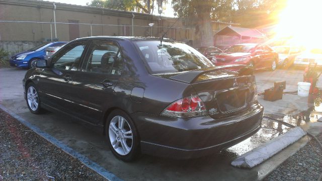 2004 Mitsubishi Lancer SE 4WD AWD SUV