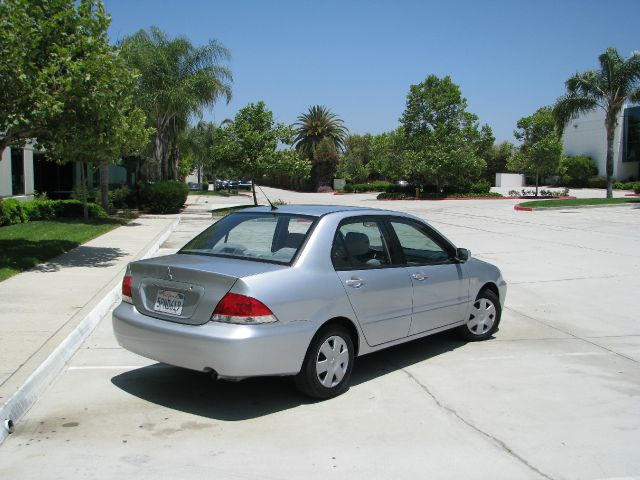 2005 Mitsubishi Lancer LW2