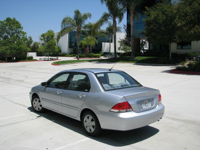 2005 Mitsubishi Lancer LW2