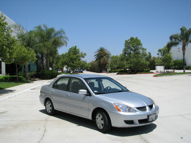 2005 Mitsubishi Lancer LW2