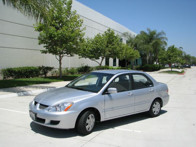 2005 Mitsubishi Lancer LW2