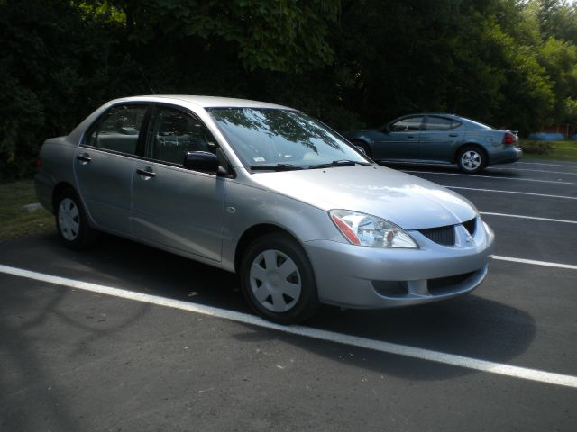 2005 Mitsubishi Lancer LW2