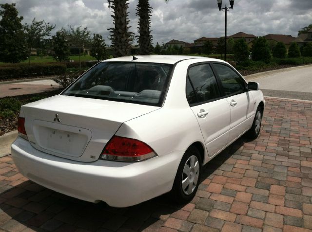 2005 Mitsubishi Lancer LW2