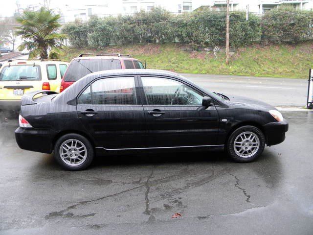 2005 Mitsubishi Lancer SE 4WD AWD SUV