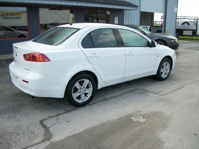 2009 Mitsubishi Lancer 4WD Ext Cab LT