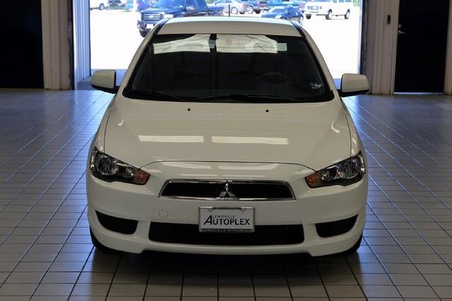 2011 Mitsubishi Lancer LW2