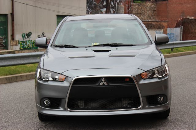 2012 Mitsubishi Lancer SE 4WD AWD SUV