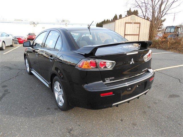 2013 Mitsubishi Lancer SE