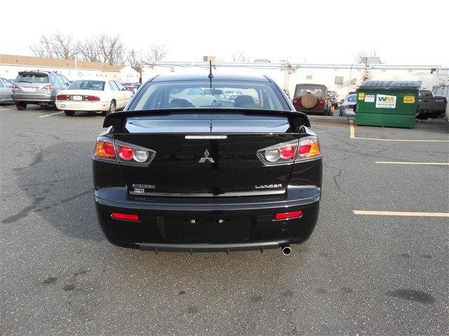 2013 Mitsubishi Lancer SE