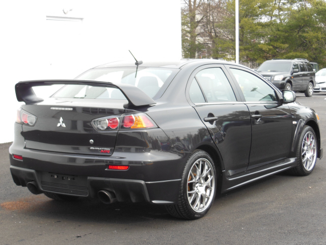 2008 Mitsubishi Lancer Evolution EX 3.5L 5spd Auto Cloth