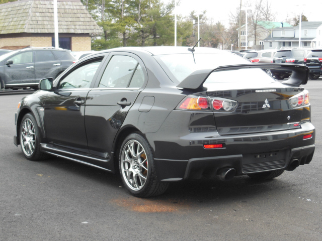 2008 Mitsubishi Lancer Evolution EX 3.5L 5spd Auto Cloth