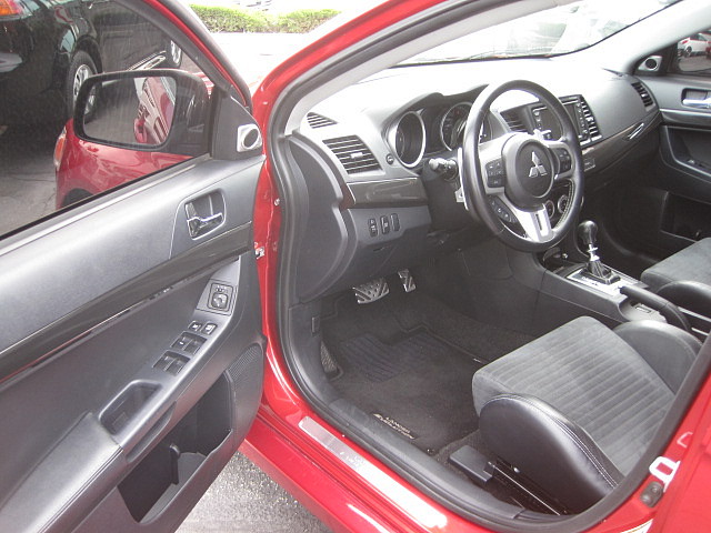 2008 Mitsubishi Lancer Evolution EX 3.5L 5spd Auto Cloth