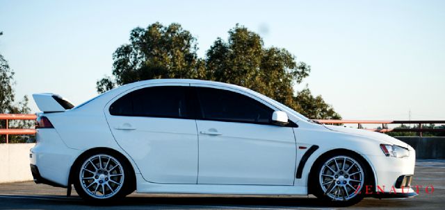 2010 Mitsubishi Lancer Evolution 2-owners