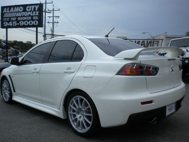 2010 Mitsubishi Lancer Evolution Sedan Popular