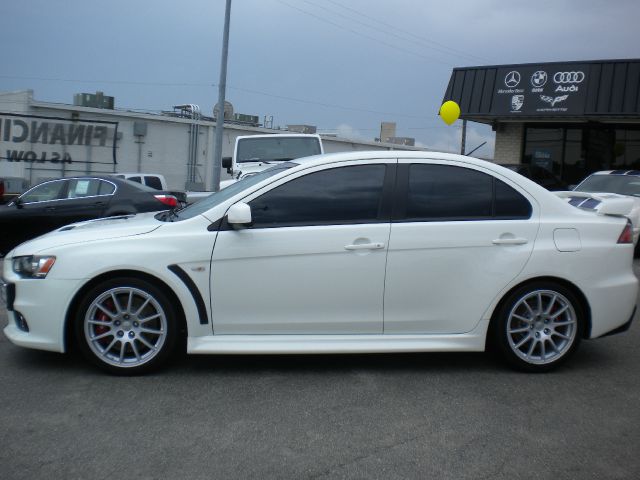 2010 Mitsubishi Lancer Evolution Sedan Popular