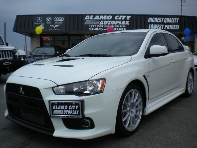 2010 Mitsubishi Lancer Evolution Sedan Popular