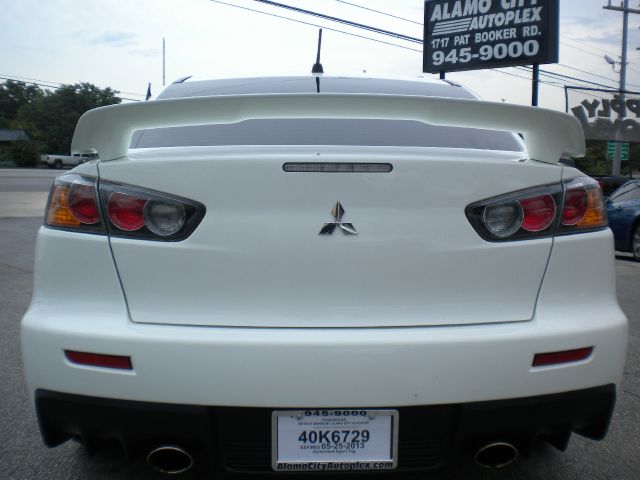 2010 Mitsubishi Lancer Evolution Sedan Popular