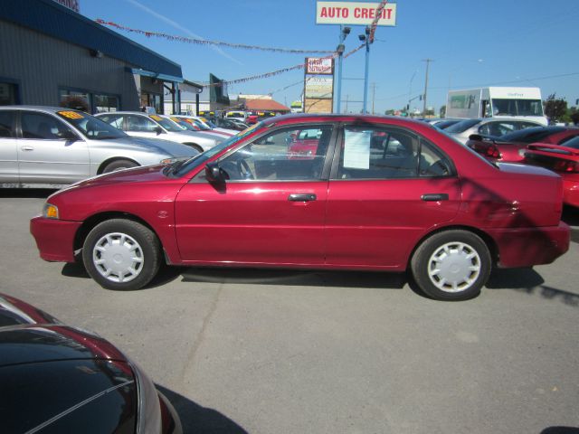 2001 Mitsubishi Mirage LW2