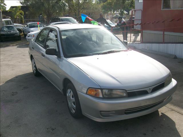 2001 Mitsubishi Mirage LW2