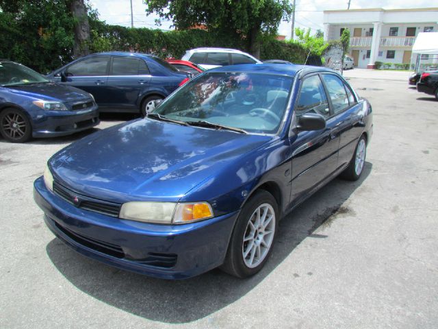 2001 Mitsubishi Mirage LW2